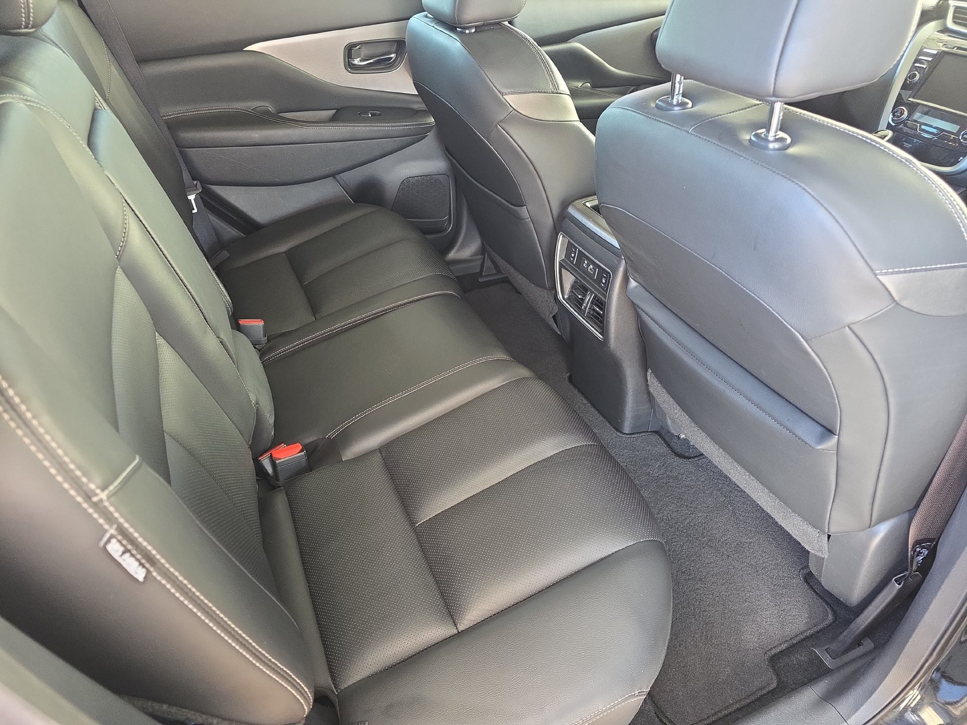 Used 2019 Nissan Murano SL w/ SL Technology Package FWD image 11