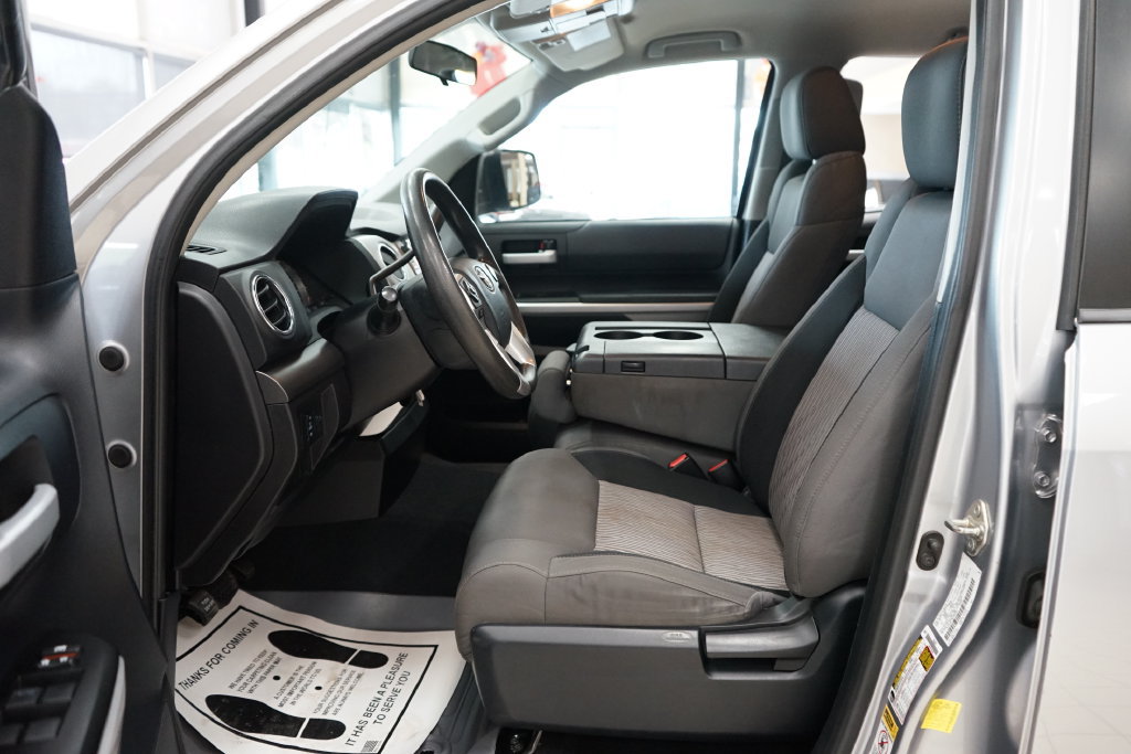 Used 2014 Toyota Tundra SR5 AWD/4WD image 23