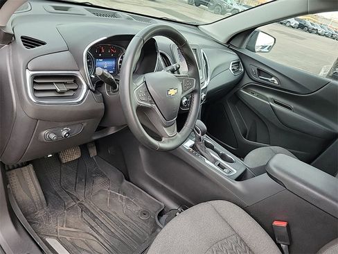 Used 2023 Chevrolet Equinox LT image 17