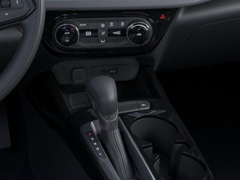 New 2026 Chevrolet Trax LT w/ LPO, Blackout Package FWD image 59
