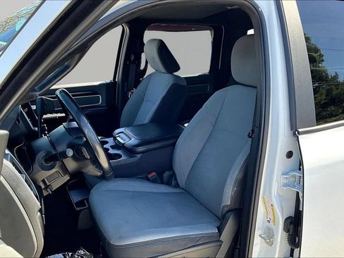 Used 2023 RAM 2500 Big Horn w/ Level 1 Equipment Group AWD/4WD image 23