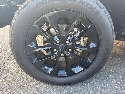 Used 2024 Jeep Wrangler Unlimited Sahara image 6