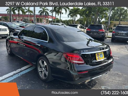 Used 2017 Mercedes-Benz E 300 4MATIC w/ Premium 1 Package image 8