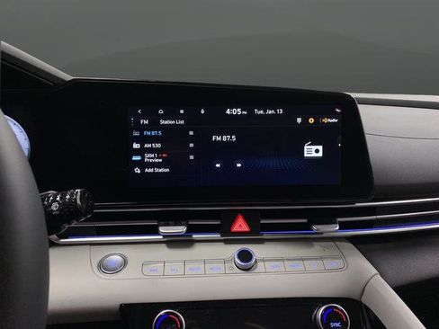 New 2026 Hyundai Elantra Limited image 18