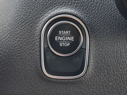 Used 2023 Mercedes-Benz Sprinter 2500 image 22