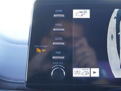 Certified 2023 Toyota Sienna Platinum image 25