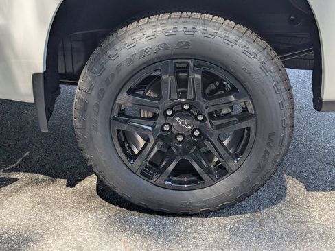 New 2026 Chevrolet Silverado 1500 Custom w/ Turbomax Blackout Package AWD/4WD image 8