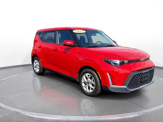 Used 2023 Kia Soul LX w/ LX Technology Package FWD video 2
