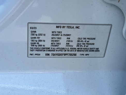 Used 2023 Tesla Model Y Performance AWD/4WD image 38