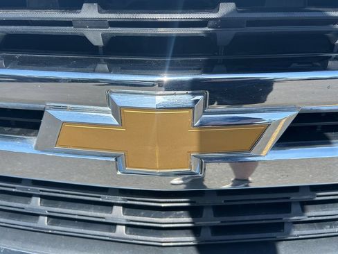Used 2020 Chevrolet Silverado 1500 LT w/ Convenience Package AWD/4WD image 35