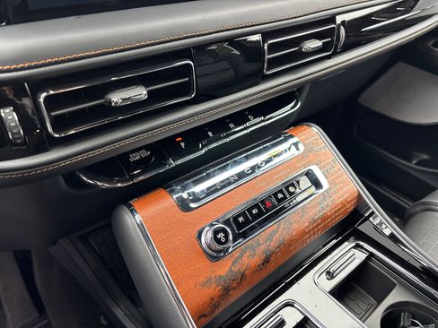 New 2026 Lincoln Aviator Black Label AWD/4WD image 22