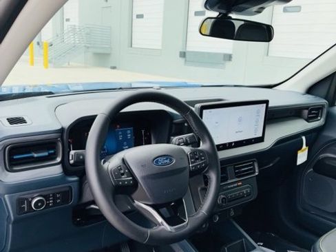New 2026 Ford Maverick Lobo image 11