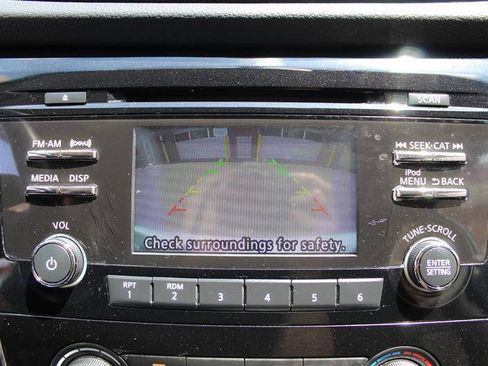 Used 2018 Nissan Rogue Sport S AWD/4WD image 19