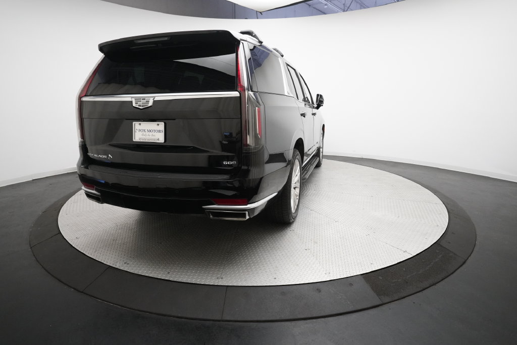 Used 2023 Cadillac Escalade Premium Luxury w/ Performance Package AWD/4WD image 12