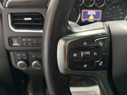 Used 2021 Chevrolet Tahoe Z71 w/ Luxury Package AWD/4WD image 15