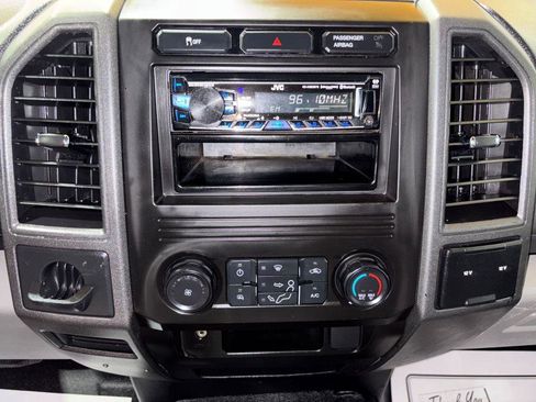 Used 2018 Ford F250 XL w/ Power Equipment Group RWD image 16