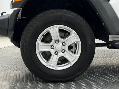 Used 2021 Jeep Wrangler Unlimited Sport AWD/4WD image 37