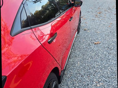 Used 2018 Honda Civic Sport image 7