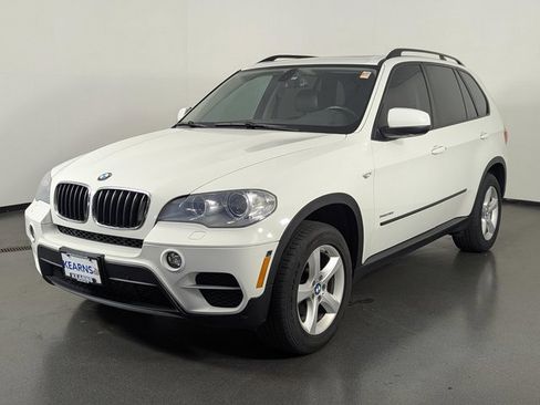Used 2012 BMW X5 xDrive35i image 4