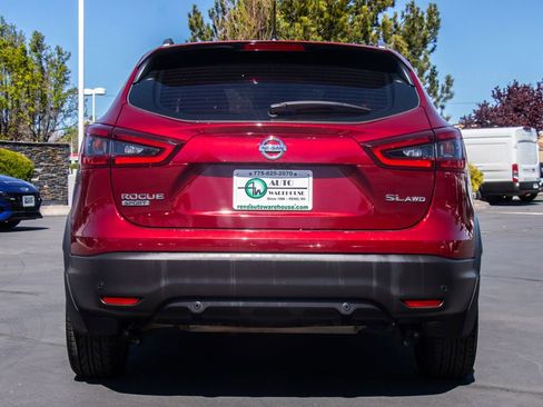 Used 2022 Nissan Rogue Sport SL AWD/4WD image 6