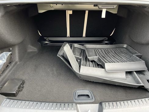 Certified 2025 Mercedes-Benz E 350 4MATIC Sedan image 34