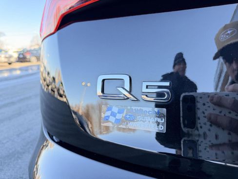 Used 2020 Audi Q5 2.0T Titanium Premium Plus w/ Premium Plus Package image 44