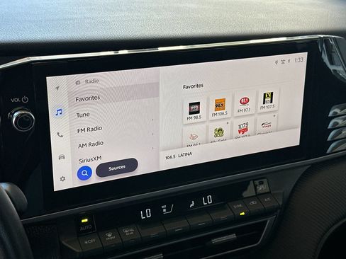 Used 2025 Toyota Camry SE w/ Multimedia Upgrade Package FWD image 15