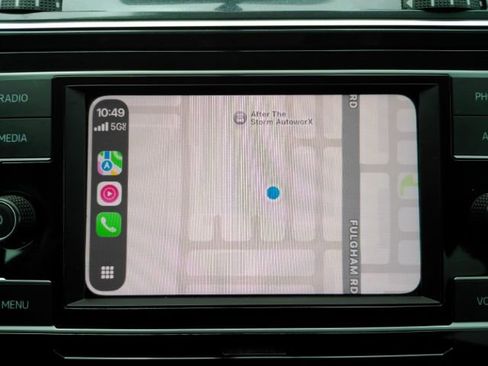 Used 2022 Volkswagen Tiguan S image 42