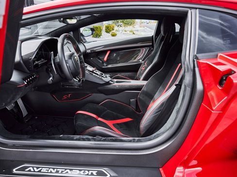 Used 2016 Lamborghini Aventador LP 750-4 Superveloce AWD/4WD image 36