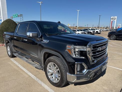 Used 2019 GMC Sierra 1500 SLT image 2
