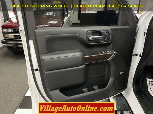Used 2020 GMC Sierra 1500 SLT w/ SLT Premium Plus Package AWD/4WD image 13