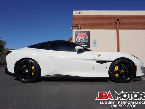 Used 2019 Ferrari Portofino image 10