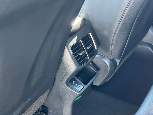 Used 2025 Kia Seltos S FWD image 23