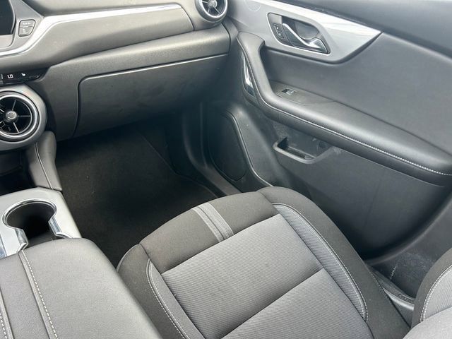 Used 2025 Chevrolet Blazer LT AWD/4WD image 15