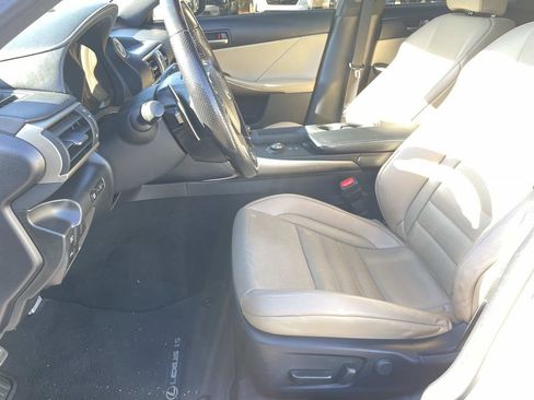 Used 2020 Lexus IS 300 F Sport image 12