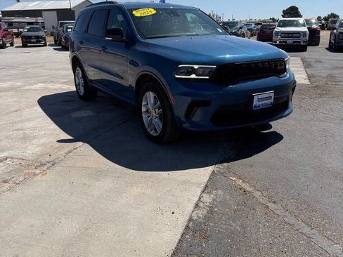 Used 2025 Dodge Durango GT AWD/4WD image 2