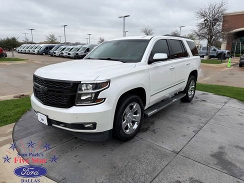 Used 2018 Chevrolet Tahoe LT w/ LT Signature Package image 3