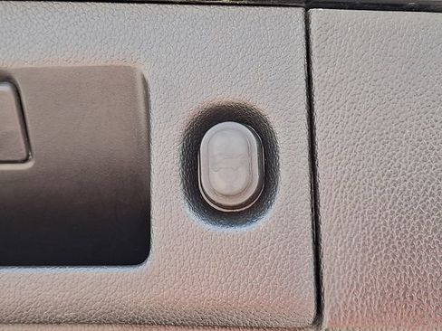 Used 2019 GMC Yukon Denali w/ Denali Ultimate Package AWD/4WD image 29