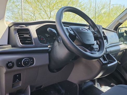 Used 2025 Ford Transit 250 Low Roof w/ Exterior Upgrade Package RWD image 10