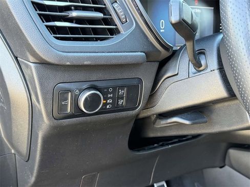 Used 2024 Ford Escape ST-Line image 10