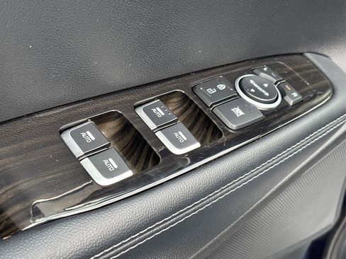 Used 2020 Kia Sorento LX w/ LX I4 Convenience Package image 28