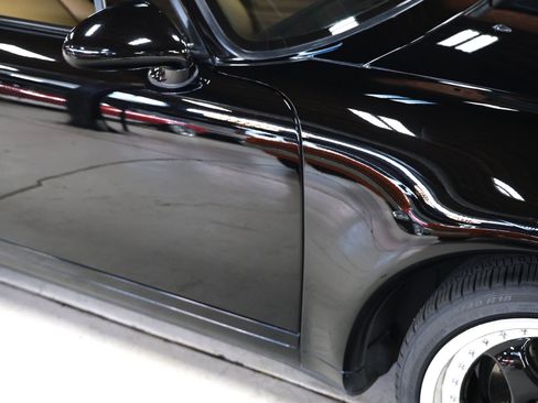 Used 1995 Porsche 911 Cabriolet image 18
