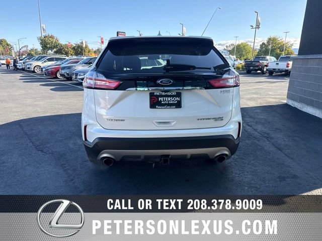 Used 2019 Ford Edge Titanium w/ Cold Weather Package AWD/4WD image 5