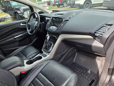 Used 2016 Ford C-MAX Energi SEL image 23