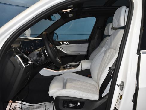 New 2026 BMW X5 xDrive40i w/ Executive Package image 7
