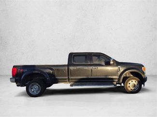 Used 2022 Ford F450 XLT w/ XLT Premium Package AWD/4WD video 4