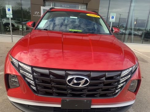 Certified 2022 Hyundai Tucson SEL w/ Convenience Package AWD/4WD image 9