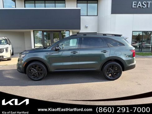 Certified 2023 Kia Sorento S AWD/4WD image 2