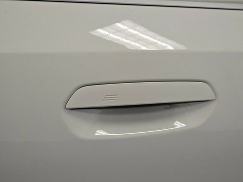 Used 2026 BMW 530i xDrive w/ Premium Package image 29