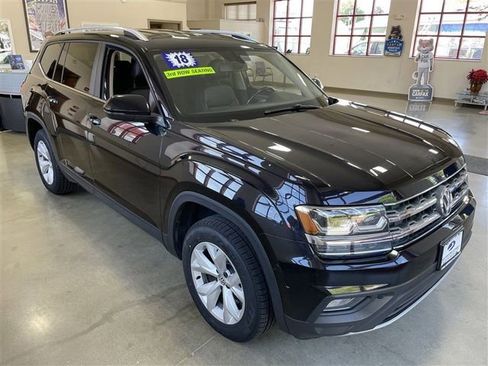 Used 2018 Volkswagen Atlas SE AWD/4WD image 2